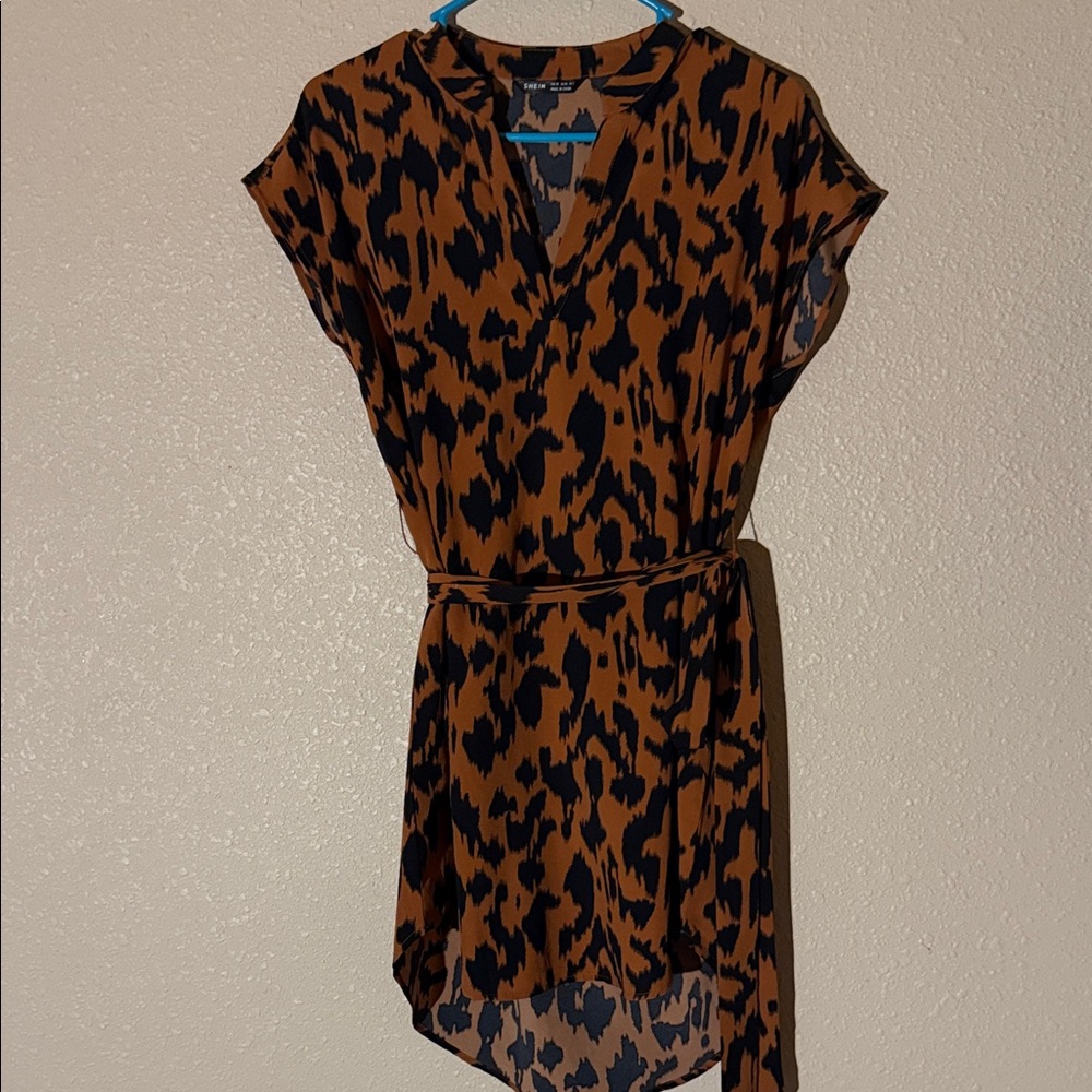 SHEIN Brown Leopard Print Midi Dress